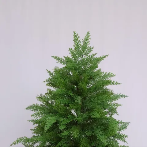 Realistischer Künstlicher Weihnachtsbaum Mit PVC Mischblättern Dichter Kiefernnadelbaum Mit Robustem Metallständer Für Haus Dekor