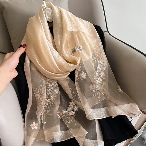 Écharpe en Mélange de Soie Vintage pour Femmes Broderie Florale Élégante Fleur 3D Châle Long pour Fête Formelle Mariage Accessoire Quotidien