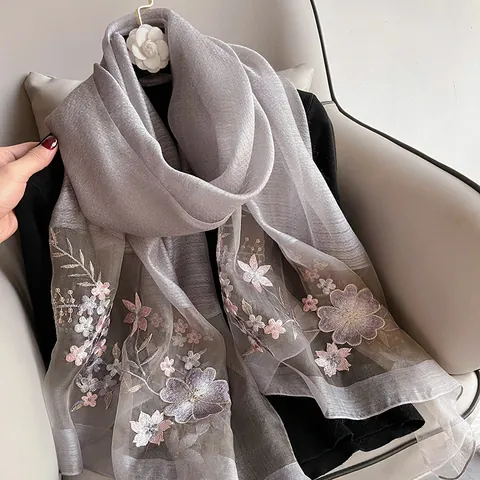 Vintage Palace Style Silk Wool Embroidered Scarf For Women Floral Pattern Embroidery Wrap Shawl Elegant Gift For Mother