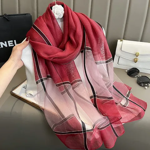 Sciarpa Classica a Griglia da Donna in Vera Seta di Gelso Scialle Grande Elegante Ricamo 3D Avvolgente di Lusso per Ufficio Quotidiano Festa