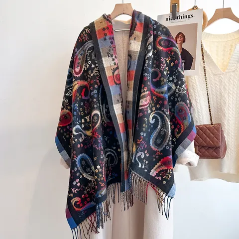 Women's Ethnic Paisley Print Warm Scarf Vintage Tassel Shawl Thick Polyester Winter Pashmina Scarf For Outdoor Daily Wear
