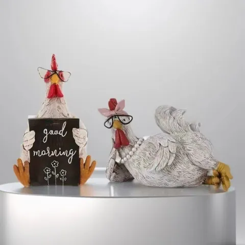 Schattig Hars Kip Figuur Creatieve Good Morning Haan Liggende Hen Met Bril Kunstparelketting Huis Bureau Decoratie Standbeeld Boerderij Cadeau