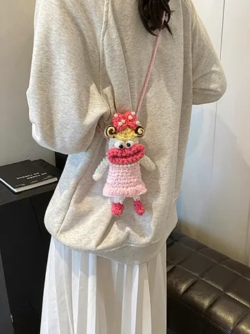 Handmade Crochet Doll Mini Crossbody Bag Funky Woven Woolen Yarn Shoulder Bag Cartoon Doll Accessory Bag For Women Girls