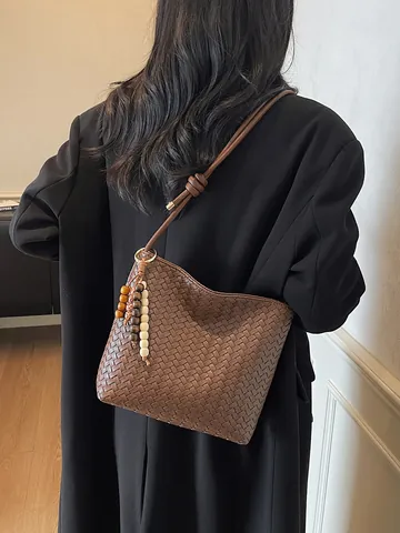 Women's Retro Woven Bucket Bag PU Leather Shoulder Crossbody Bag With Beaded Pendant Simple Commuter Lightweight Handbag