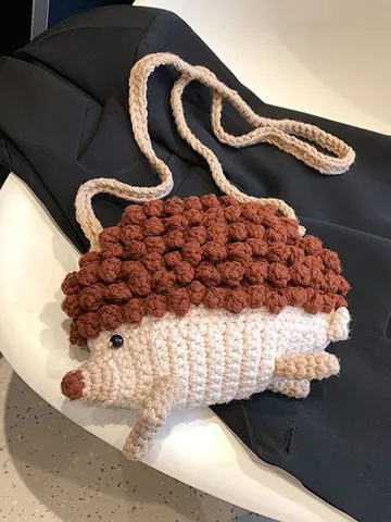 Bolso Bandolera con Forma de Erizo Tejido a Mano Dibujos Animados Animales Crochet Bolso de Hombro Pequeño para Mujer Niños