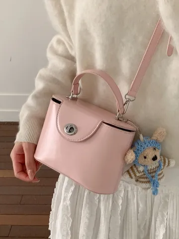 Sac à Main Boîte en Cuir PU Vintage Pour Femmes Sac Bandoulière Élégant Avec Pendentif Ours Serrure en Métal