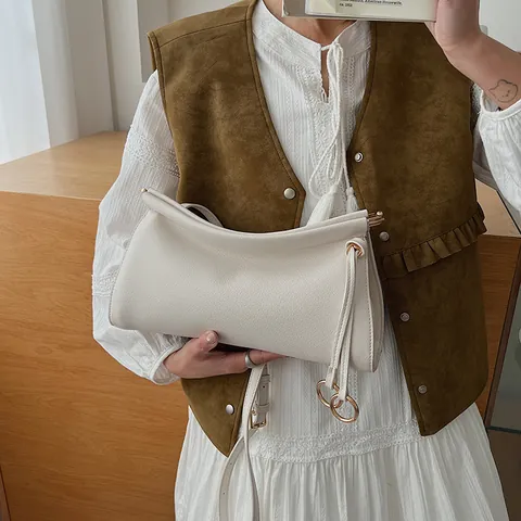 Women PU Leather Shoulder Bag Large Capacity Crossbody Bag Vintage Lychee Pattern Pleated Handbag With Metal Ring Decor