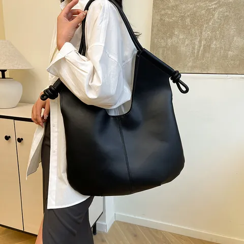 Borsa a Spalla Hobo in Pelle PU Minimalista di Grande Capacità per Donna Vintage Commuter Borsa Tote Decorata con Nodo Borsa a Secchiello