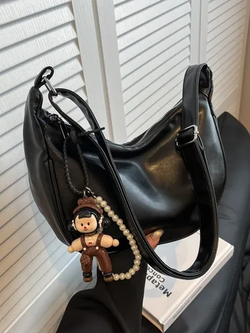 Sac Croissant Hobo en Cuir PU pour Femmes Avec Chaîne de Künstliche Perles Et Pendentif de Dessin Animé Sac à Bandoulière pour Travail Quotidien