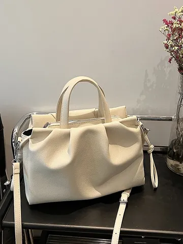Borsa a Mano da Donna alla Moda con Pieghe a Nuvola Grande Capacità in Pelle PU Grana di Litchi con Tracolla Regolabile per Pendolarismo