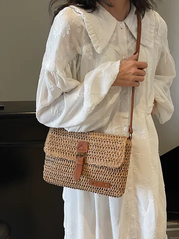 Damen Retro Stroh Gewebte Umhängetasche Mit PU Lederbesatz Rechteckige Klappe Schulter Messenger Strandtasche Für Sommerurlaub