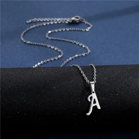 Collana con Pendente 26 Alfabeto in Acciaio Inossidabile Minimalista per Donna Lettera Iniziale Lucidata Choker Gioielli Regalo