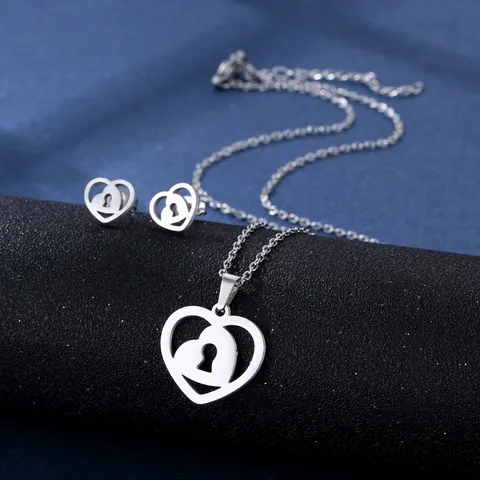 Minimalist 304 Stainless Steel Heart Lock Necklace Stud Earrings Set Silver Polished Hollow Keyhole Jewelry For Women