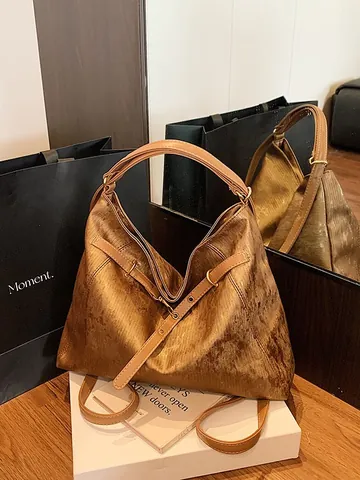Vintage Metallic Large Capacity Tote Bag For Women Retro Commuting Shoulder Bag With Adjustable Strap PU Leather Handbag