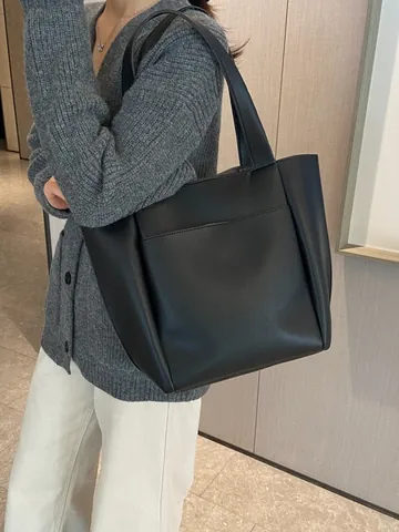 Minimalist Large Capacity PU Leather Tote Bag For Women Daily Commute Shoulder Bag With Magnetic Buckle Front Pocket