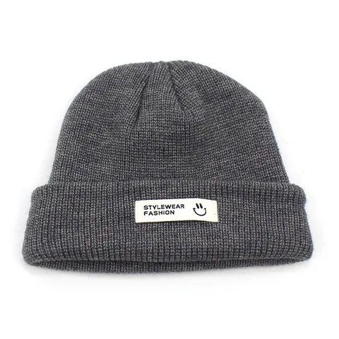 Einfarbig Acryl Strickmütze Beanie Mit Smiley Buchstaben Stoffetikett Für Damen Herren Herbst Winter Warm Lässig Umschlag Mütze