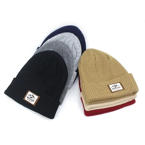 Unisex Winter Warm Knitted Beanie Hat With Wild Life Adventures Patch Ribbed Acrylic Pullover Cap For Outdoor Casual Wear