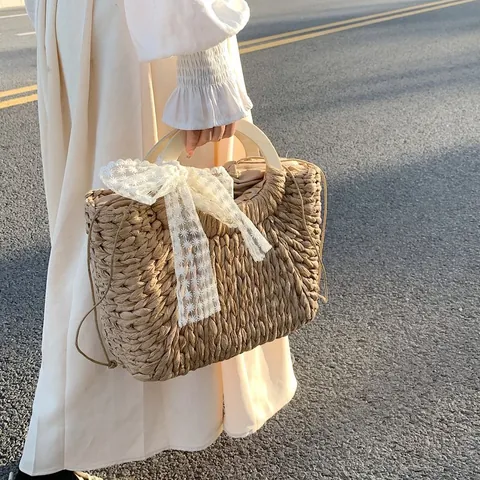 Damen Stroh Handtasche Mit Großer Kapazität Und Spitzenbogen Holzgriff Sommer Strandurlaub Märchenstil Tragetasche