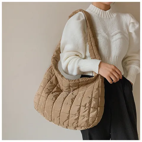 Borsa a Spalla Trapuntata a Grande Capacità per Donna Borsa a Tracolla Hobo Cloud Leggera Borsa Tote Imbottita Casual Moda