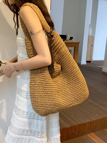 Sac en Paille de Grande Capacité Femme Rétro Plage Vacances Sac Fourre-tout Avec Décoration de Glands Doublure Polyester