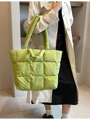 Sac Fourre-tout en Tissu Oxford Matelassé de Grande Capacité pour Femmes Sac à Bandoulière Rembourré d'Hiver Couleur Unie