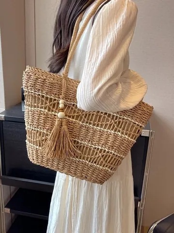 Handmade Straw Woven Tote Bag For Women Large Capacity Tassel Decor Shoulder Handbag For Summer Beach Holiday Vacation