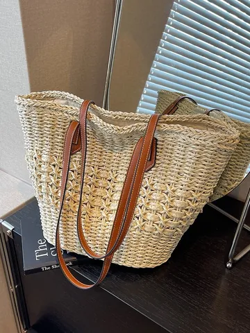 Bolso Tote de Paja Tejida de Gran Capacidad para Mujer Bolso de Hombro para Playa y Vacaciones con Correa de Cuero PU