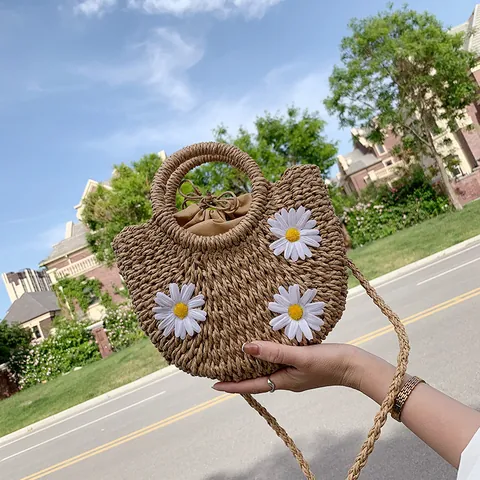 Sac Bandoulière en Paille pour Femme Avec Marguerite Ornement Sac Tissé Main Été Plage Vacances Petit Sac Seau Cordon
