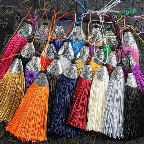 Vintage Chinese Style Tassel Pendant With Carved Alloy Cap And Hanging Rope For DIY Crafts Bookmarks Fan Decor Accessory