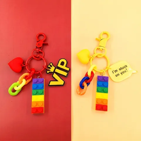 Kreativer Regenbogen Baustein Schlüsselanhänger Herz VIP Anhänger Tasche Charme Auto Schlüsselring Dekoration Für Damen Kinder Geschenk