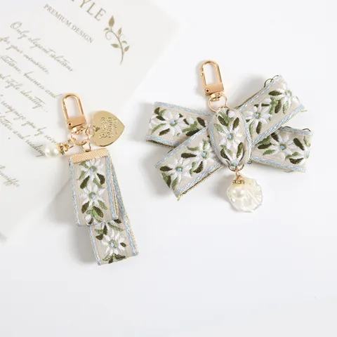 Vintage Floral Embroidered Ribbon Keychain With Artificial Pearl Bracelet Metal Coin Shell Pendant Elegant Bag Accessory For Women