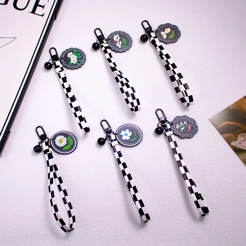 Checkerboard Wrist Strap Ribbon Keychain Modern Acrylic Round Flower Pendant Black Bell Lobster Clasp Bag Charm Accessory For Women