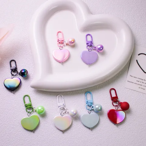 Ins Style Heart Shape Keychain Pearlescent Iridescent Resin Bag Charm Alloy Accessory Heart Keychain With Round Ball For Women