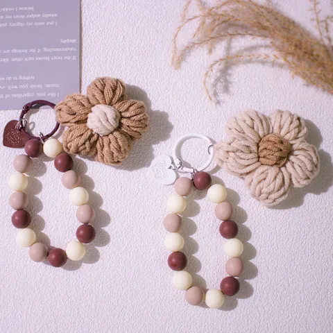 Handmade Crochet Yarn Flower Keychain Beaded Silicone Wristlet Strap Schoolbag Pendant Jewelry Gift For Women Girls