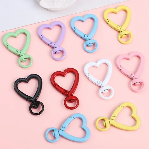 Alloy Herzform Karabinerverschluss Spritzlackiert Feder Schnalle Schlüsselanhänger Haken Für DIY Schmuckherstellung Taschenanhänger Zubehör Damen