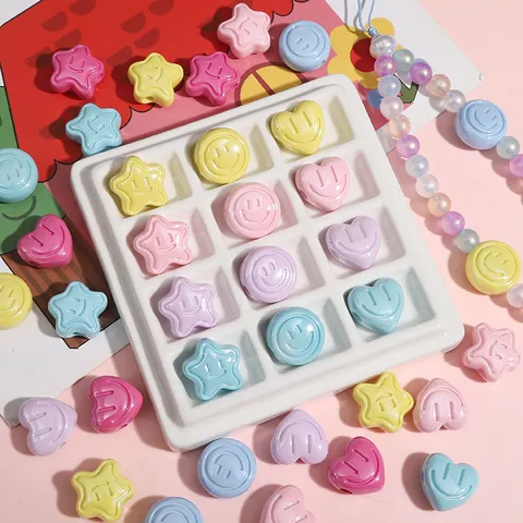 Perline Sfuse in Acrilico con Faccina Sorridente Cuore Stella Tonde Accessori per Gioielli Fai-da-te Colori Pastello Macaron per Artigianato