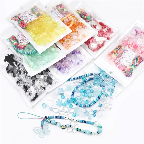 Kit per la Creazione di Gioielli con Perline Fai-da-te Perline Acriliche Colorate a Farfalla Fiore Cuore Fettine di Frutta in Argilla Polimerica Perline con Lettere per Bracciali Collane Artigianato