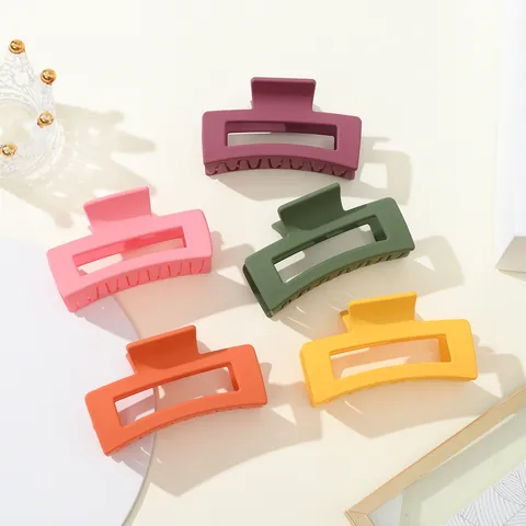 Large Square Matte Frosted Hair Claw Clip Hollow Geometric Plastic Shark Clip For Women Girls Minimalist Hair Accessories