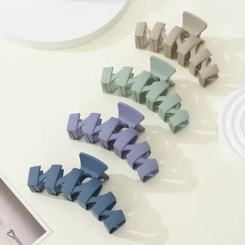 Large Matte Hair Claw Clip For Women Morandi Color Wave Geometric Shark Clip Non-Slip Hair Crab Styling Hair Accessories