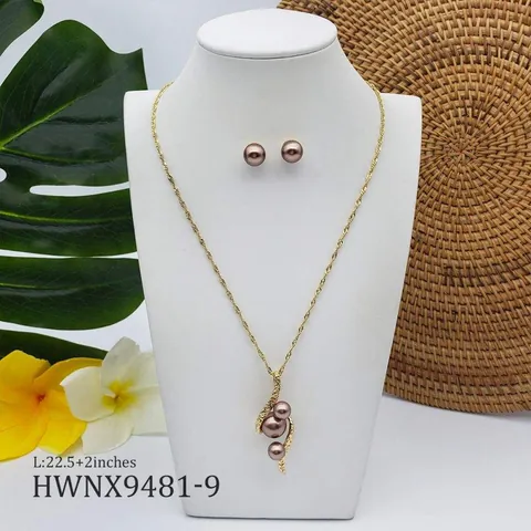 Hawaïaanse Stijl Legering Vergulde Schelpparel Sieradenset Elegante Spiraal Hanger Ketting En Oorknopjes Voor Vrouwen Bruiloft Feest Vakantie Cadeau