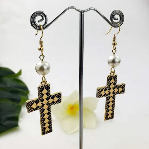 Vintage Alloy Faux Artificial Pearl Cross Drop Earrings High End Niche Geometric Houndstooth Drip Oil Arrow Dangle Earrings Women Jewelry