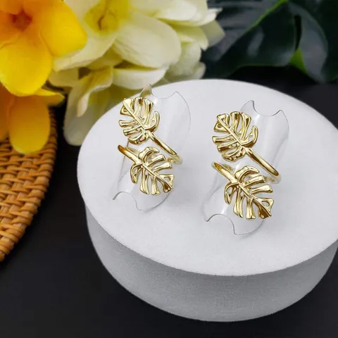 Bague Ouverte en Cuivre Plaqué Or 14K Minimaliste Feuille de Monstera pour Femme Style Tropical Hawaïen Ajustable Ajouré