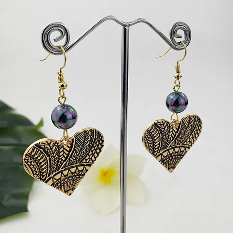 Vintage Bohemian Alloy Heart Drop Earrings With Tribal Totem Etching Shell Bead Ethnic Gold Hook Earrings For Women