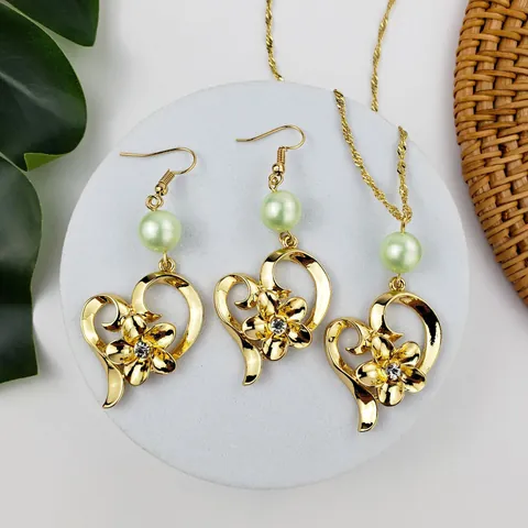Gioielli Vintage Hawaiani Cuore Traforato Plumeria Lega Perla Di Conchiglia Naturale Zircone Collana Orecchini A Gancio Donna Estate Spiaggia