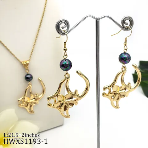 Ensemble de Bijoux Exotiques Hawaïens en Alliage Plaqué Or Mante Fleur Avec Künstliche Perle d'imitation Collier Et Boucles d'oreilles Assortis pour Femme Bijoux de Plage