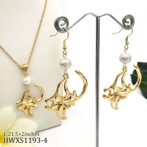 Ensemble de Bijoux Exotiques Hawaïens en Alliage Plaqué Or Mante Fleur Avec Künstliche Perle d'imitation Collier Et Boucles d'oreilles Assortis pour Femme Bijoux de Plage