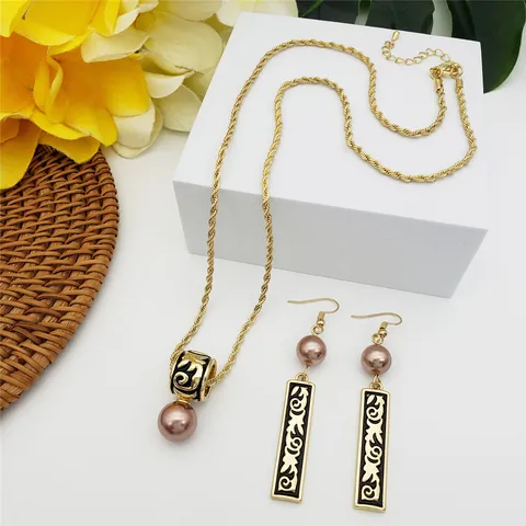 Hawaiian Jewelry