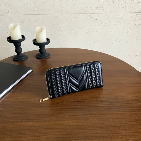 Women Long PU Leather Wallet Fashion V-Shape Quilting Stitching Zipper Clutch Purse Multi-Slots For Card Cash Phone