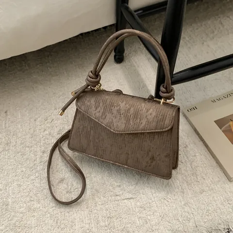 Damen Vintage Strukturierte PU Leder Schultertasche Minimalistische Umschlag Umhängetasche Mit Knotengriff Goldschnalle Streifentasche