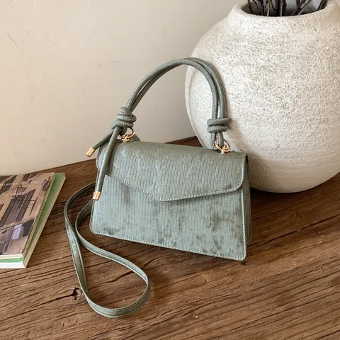 Damen Vintage Strukturierte PU Leder Schultertasche Minimalistische Umschlag Umhängetasche Mit Knotengriff Goldschnalle Streifentasche